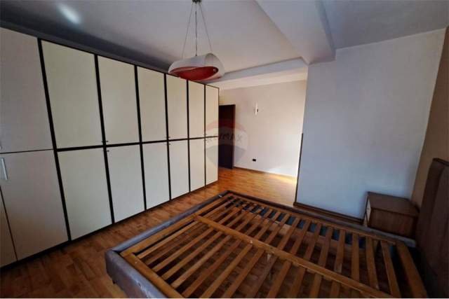 Tirane, jepet me qera apartament 2+1+A+BLK Kati 2, 90 m² 500 Euro (Margarita tutulani)