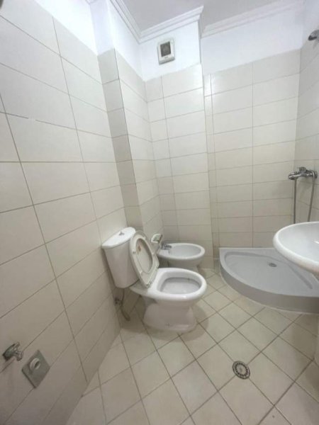 Tirane, shitet apartament 2+1+BLK Kati 6, 74 m² 72.000 Euro (Astir)