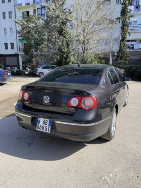 Tirane, shes makine Volkswagen Passat 2.0T Viti 2010, 6.000 Euro