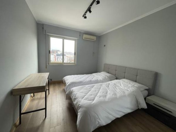 Tirane, jap me qera apartament 3+1+BLK Kati 6, 125 m² 1.500 Euro