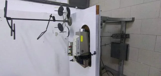 Berat, shes Makinen qepese 100 Euro