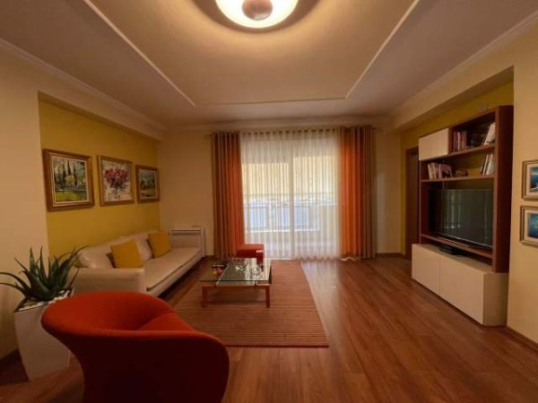 Tirane, shitet apartament 2+1 Kati 4, 136 m² 500.000 Euro