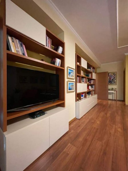 Tirane, shitet apartament 2+1 Kati 4, 136 m² 500.000 Euro