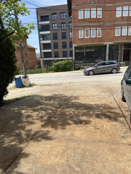 Prishtine, jepet me qera lokal Kati 0, 50 m² (Sokol Sopi)