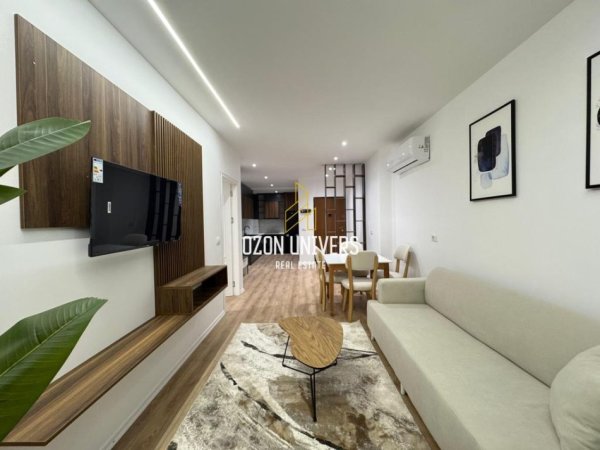 Tirane, shitet apartament 1+1+Ballkon Kati 5, 70 m² 175.000 € (Rruga Fortuzi)