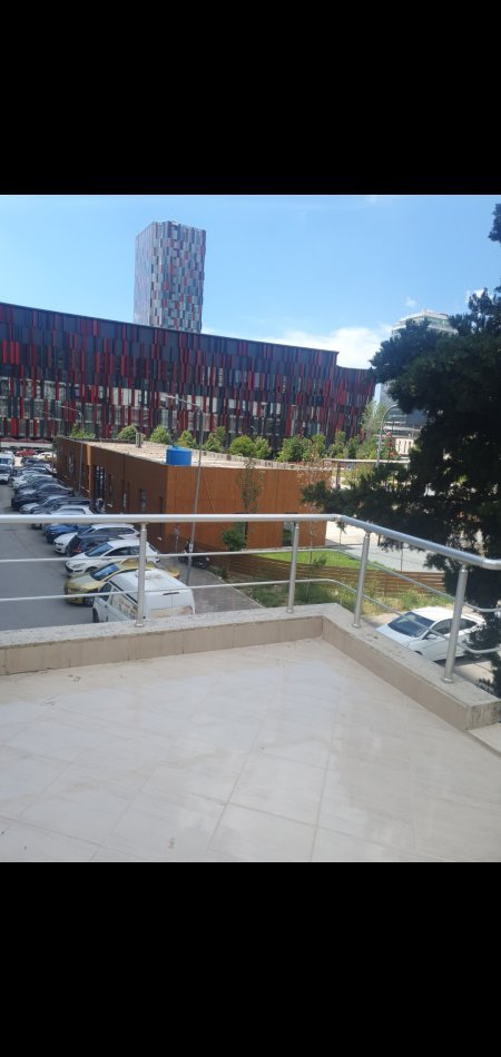 Tirane, jepet me qera garsonier 1+1+Ballkon Kati 3, 40 m² 390 € (Rruga Dervish Hima)