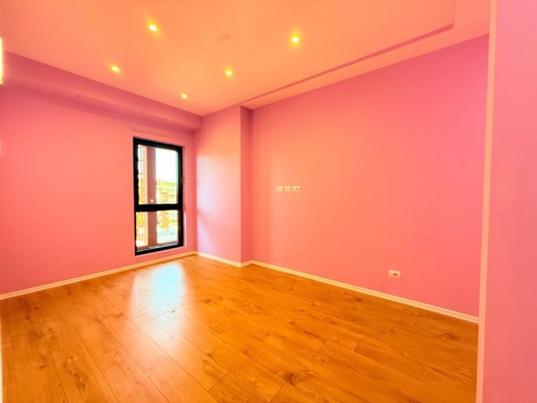 jepet me qera apartament 2+1+Ballkon Kati 4, 110 m² 1.000 €