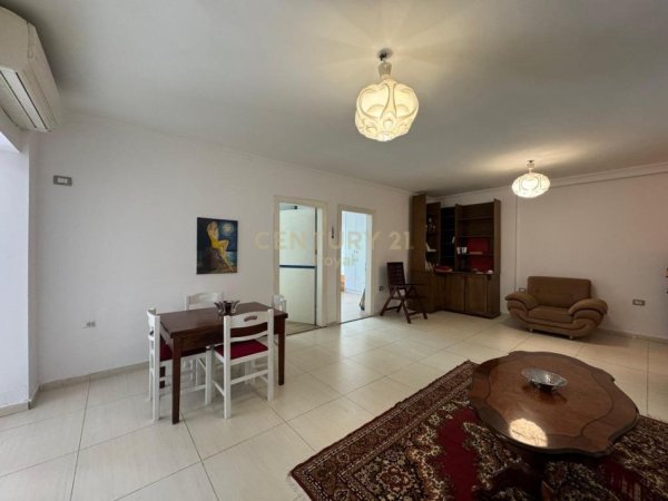 Tirane, shitet apartament 2+1 Kati 1, 120 m² 176.501 € (Rruga Dritan Hoxha)