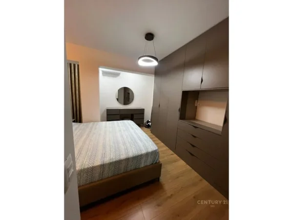 Tirane, jepet me qera apartament 1+1 Kati 3, 70 m² 178.000 € (Ministria e Jashtme)
