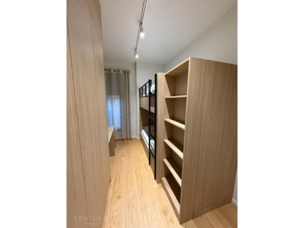 Tirane, jepet me qera apartament 2+1 Kati 3, 103 m² 1.200 € 