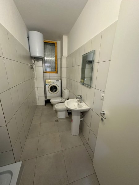 Durres Plazh, jepet me qera apartament 2+1+Aneks+Ballkon Kati 1, 100 m² 450 € (Plazh)