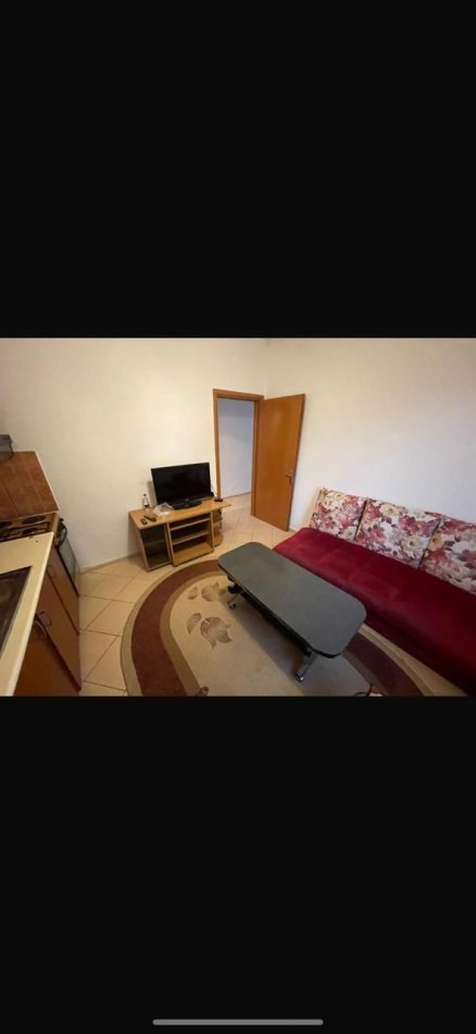 Tirane, jepet me qera apartament 1+1 Kati 1, 55 m² 250 € (Qytet Student)