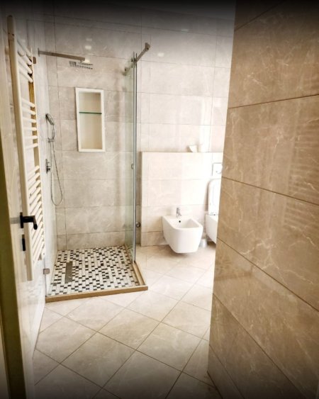 Tirane, jepet me qera Vile 2 Katshe Kati 2, 300 m² 1.500 € (Selite)