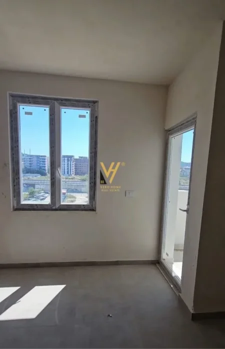 Durres, shitet apartament 1+1+Ballkon Kati 3, 56 m² 78.000 € (GOLEM)