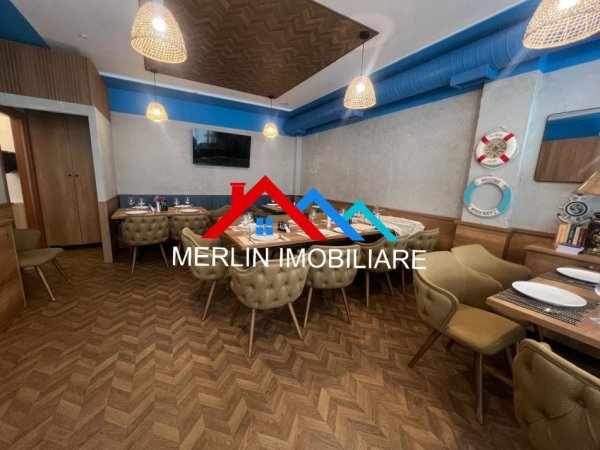 Tirane, jepet me qera bar-resorant Kati 0, 150 m² 2.500 € (Rruga Myslym Shyri)