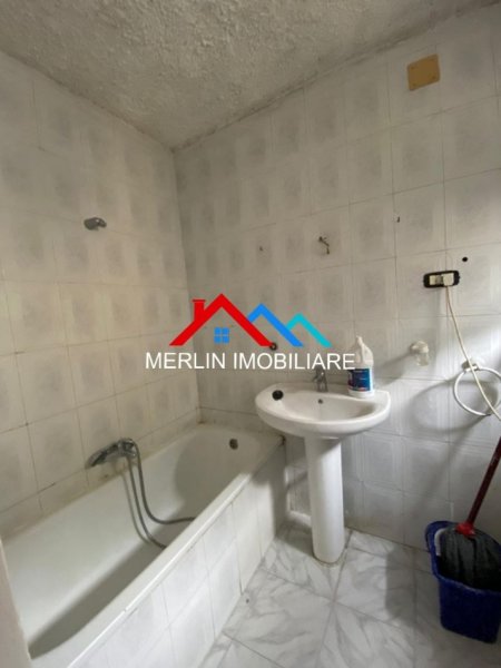Tirane, jepet me qera apartament 2+1 Kati 5, 76 m² 500 €(MYSLYM SHYRI)