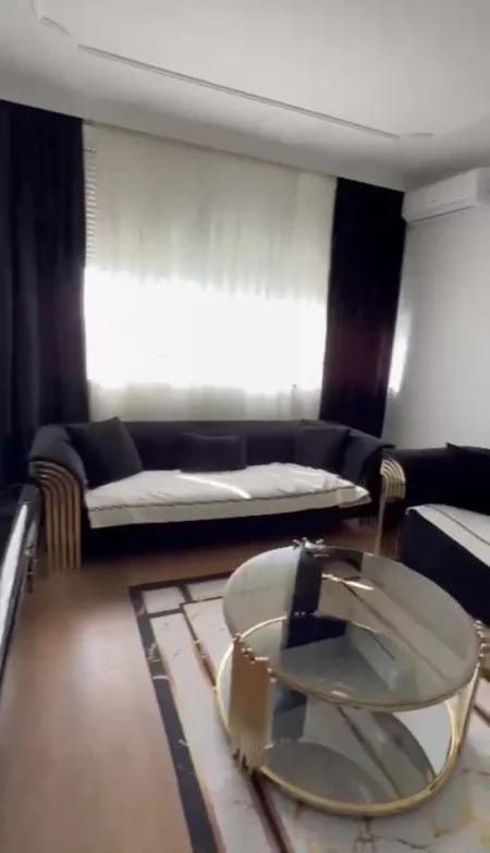 Tirane, shes apartament 2+1+Ballkon Kati 10, 90 m² 155.000 € (Mbrapa Universitetit UET)