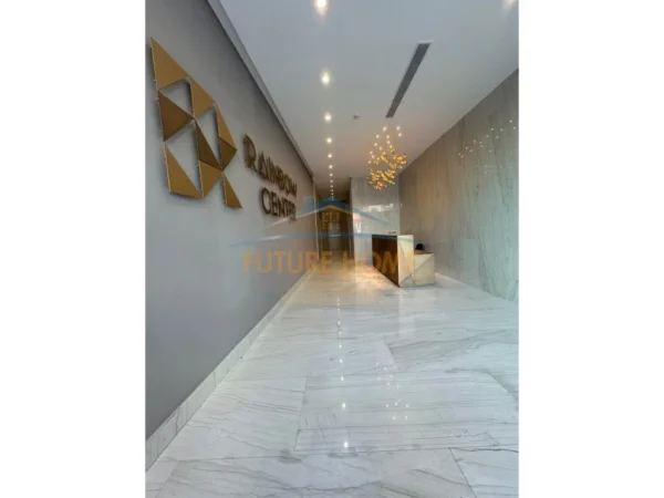 Tirane, jepet me qera zyre Kati 1, 121 m² 3.700 € (RRUGA VASO PASHA)