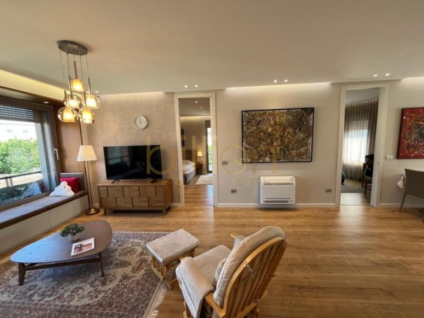 Tirane, jepet me qera 2+1+Ballkon , 115 m² 1.550 € 