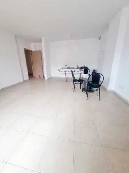 Durres, shes apartament 3+1+Ballkon Kati 3, 134 m² 118.000 € (Tropikali)