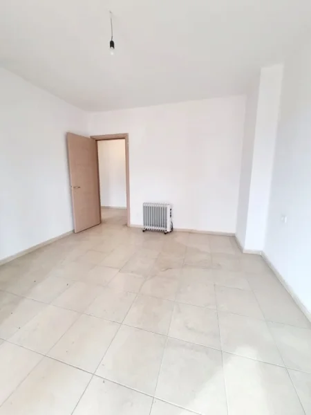 Durres, shes apartament 3+1+Ballkon Kati 3, 134 m² 118.000 € (Tropikali)