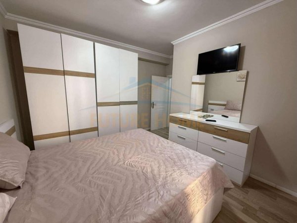 Tirane, shitet apartament 2+1 Kati 7, 98 m² 320.000 €