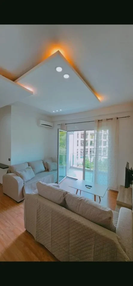 Tirane, jepet me qera apartament 1+1 Kati 2, 70 m² 450 € (Liqen i Thate)