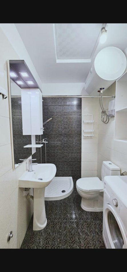 Tirane, jepet me qera apartament 1+1 Kati 2, 70 m² 450 € (Liqen i Thate)