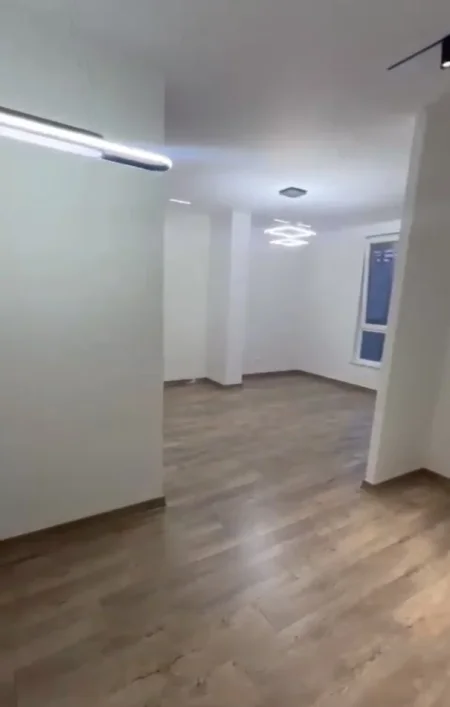 Tirane, shitet apartament 2+1 Kati 3, 77 m² 192.000 €
