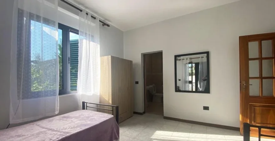 Tirane, shitet Vile 3 Katshe, 468 m² 465.000 € (Rruga Fuat Toptani, prane vilave gjermane)