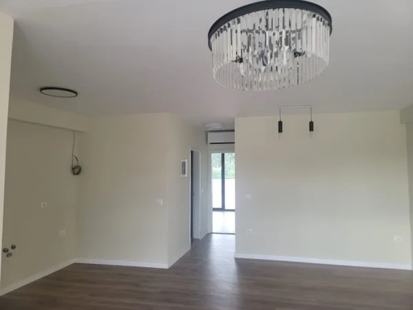 Tirane, shes apartament+verande | Penthouse 2+1+Ballkon Kati 1, 99 m² 150.000 €