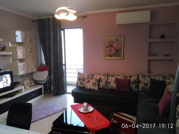 Tirane, shes apartament 1+1+Aneks+Ballkon Kati 7, 76 m² 