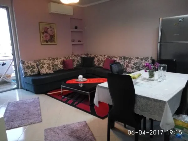 Tirane, shes apartament 1+1+Aneks+Ballkon Kati 7, 76 m² 