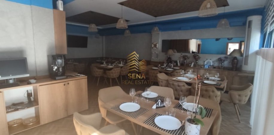 Tirane, jepet me qera ambjent biznesi Kati 0, 150 m² 2.500 € (Rruga Myslym Shyri)