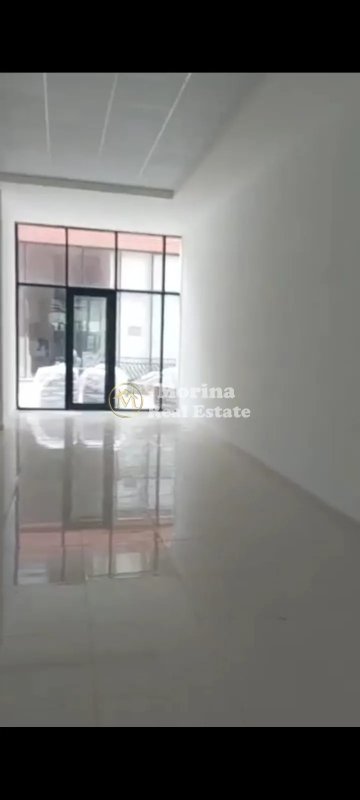 Tirane, jepet me qera ambjent biznesi Kati 0, 60 m² 450 € (Kamez)
