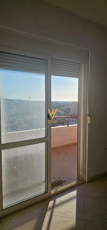 Kavaje, shitet apartament 2+1+Ballkon Kati 6, 119 m² 70.000 € (KAVAJE)
