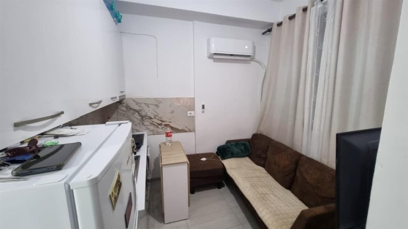 Tirane, shitet garsonier Kati 3, 33 m² 57.000 € (ali demi)