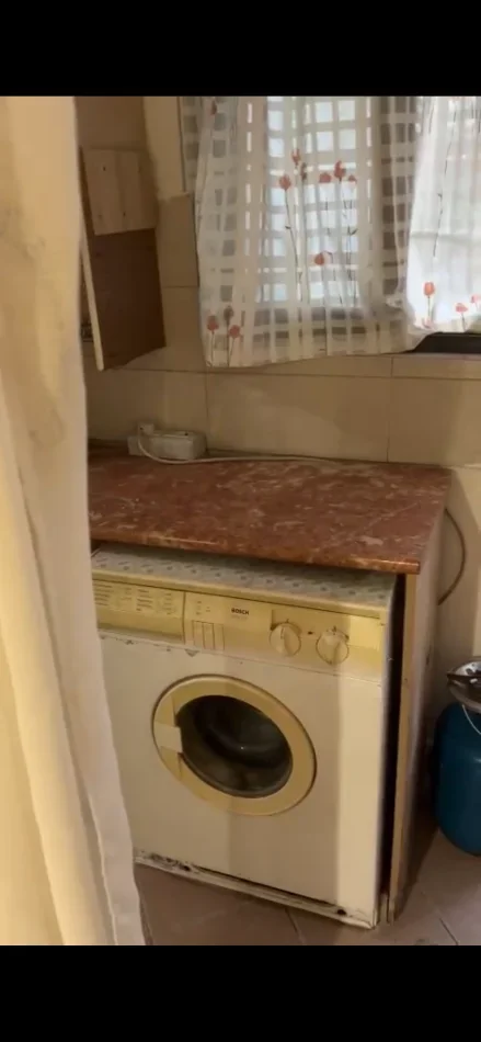Garsoniere 200 € (Rruga Jordan Misja)