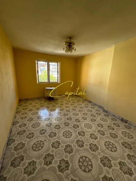 Tirane, shitet apartament 2+1 Kati 3, 86 m² 134.000 € (ISH RESTORANT DURRESI)