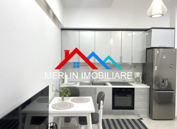 Tirane, jepet me qera apartament 1+1+Ballkon Kati 2, 600 € (KOPSHTI BOTANIK)