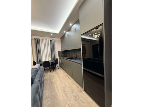 Tirane, shitet apartament 1+1 Kati 0, 57 m² 140.000 € (LIQENI I THAT)