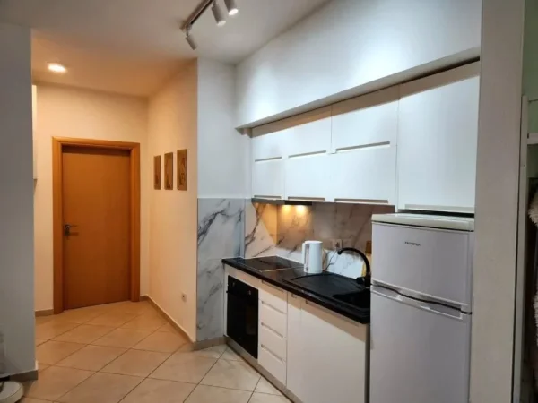 Vlore, shes apartament 1+1+Ballkon , 84 m² 128.000 € (Rr.Hasan Kushta, Vlorë, Albania)