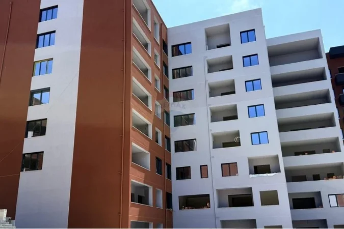 Tirane, shitet apartament Kati 1, 130 m² 233.820 € (Rruga e Elbasanit)