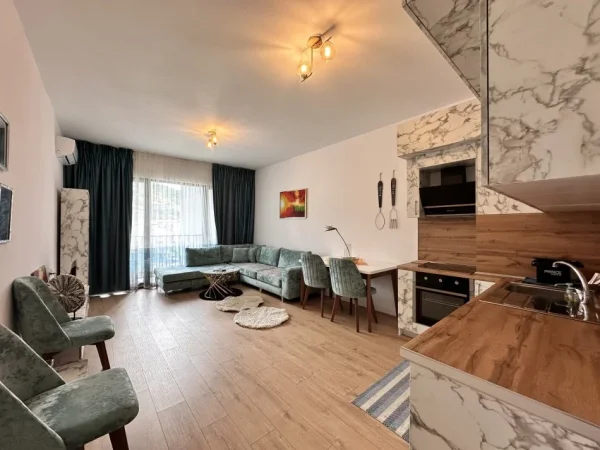 Tirane, jepet me qera apartament 1+1+Ballkon Kati 2, 65 m² 450 € 