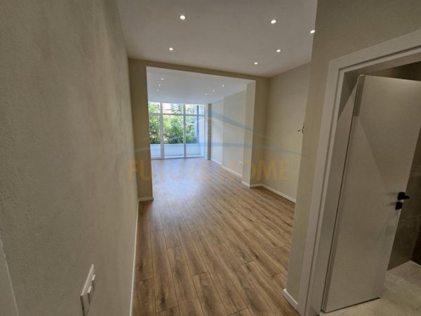 Disponojmë Apartament Studio per Shitje, Myslym Shyri, Tirane.