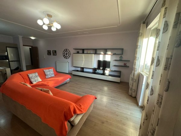 Tirane, jepet me qera apartament 2+1+Ballkon Kati 2, 120 m² 650 € (Shkolla e Baletit, Xhamia e Tabakeve)