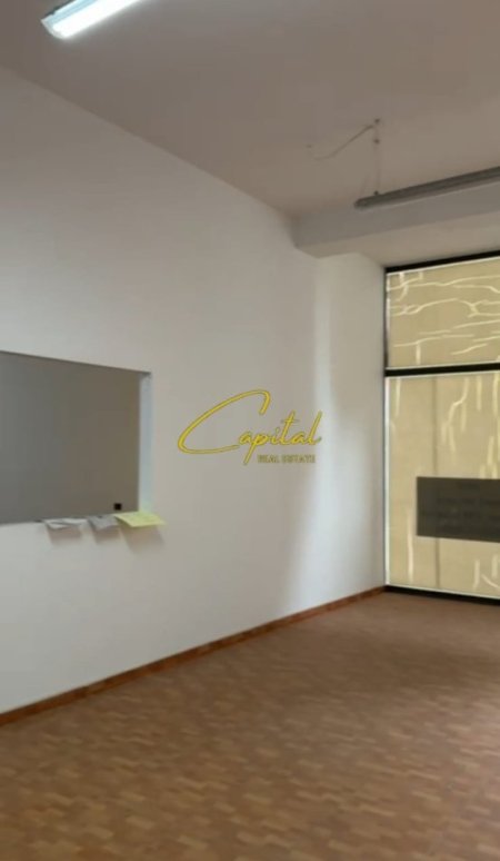 Tirane, shitet ambjent biznesi Kati 1, 120 m² 204.000 € (SELVIA)