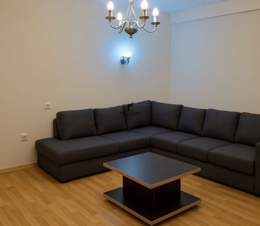 Tirane, jepet me qera apartament 2+1 Kati 3, 94 m² 450 € (KODRA E DIELLIT)