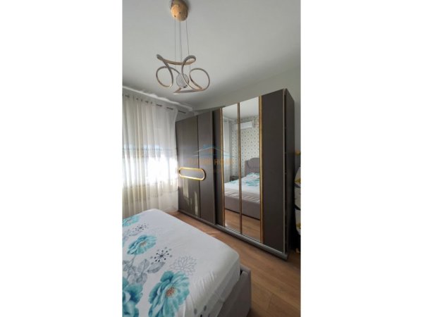 Tirane, shitet apartament 2+1 Kati 10, 89 m² 160.000 € (UNIVERSITETI EUROPIAN)