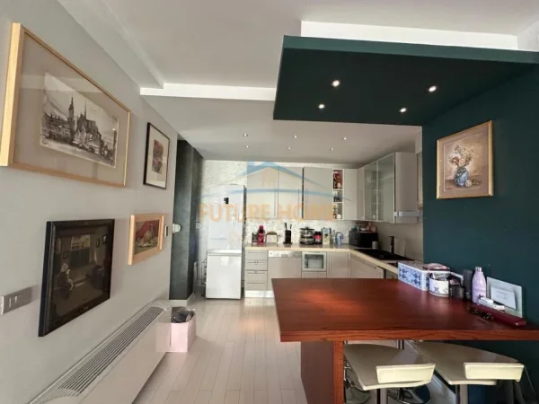 Qira,Apartament 2+1+ Parking, Rruga Elbasanit